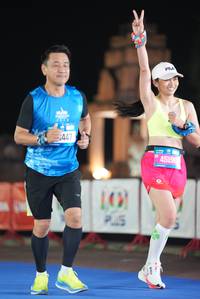 BIB: 447, 100, 45198
                            <button type="button" onclick="openModal(19777491)" class="btn btn-primary btn-sm float-right btn-popup" data-toggle="modal" data-target=".modal-high-quality">
                        <i class="fas fa-shopping-cart"></i> Add to Cart
                    </button>
                                            <button type="button" onclick="isThisMe(19777491, true)" class="btn btn-success btn-sm float-right btn-popup btn-isme hidden" data-toggle="tooltip" data-placement="bottom" title="นี่คือรูปของคุณใช่ไหม คลิกที่นี่เพื่อเอาเข้าอัลบั้ม">
                        <i class="fas fa-plus"></i> Add to album
                    </button>
                    <button type="button" onclick="isThisMe(19777491, false)" class="btn btn-warning btn-sm float-right btn-popup btn-isnotme hidden">
                        <i class="fas fa-ban"></i> Remove from album
                    </button>